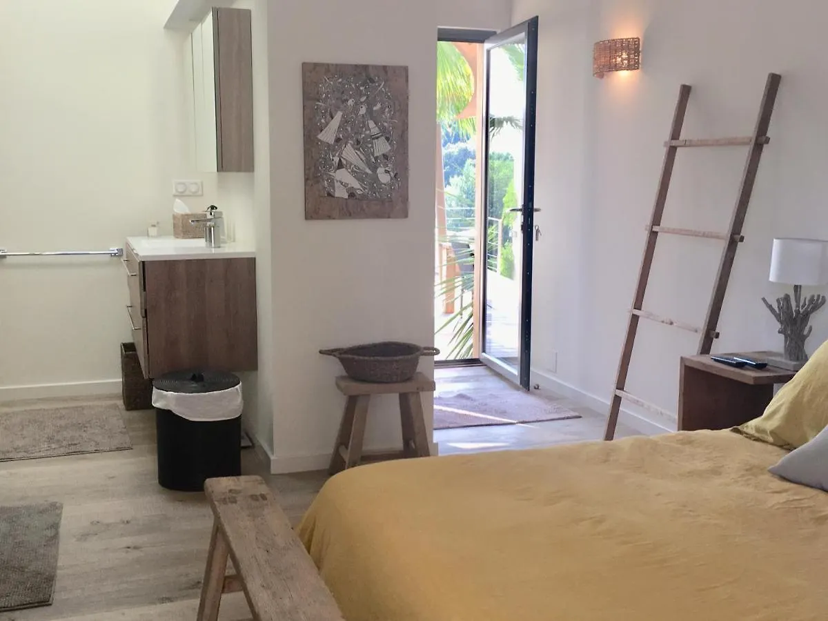 villa Sant-Anna Saint-Tropez 0*,  Francia