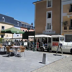 https://hotel-castel-de-mirambel.midi-pyreneeshotels.com
